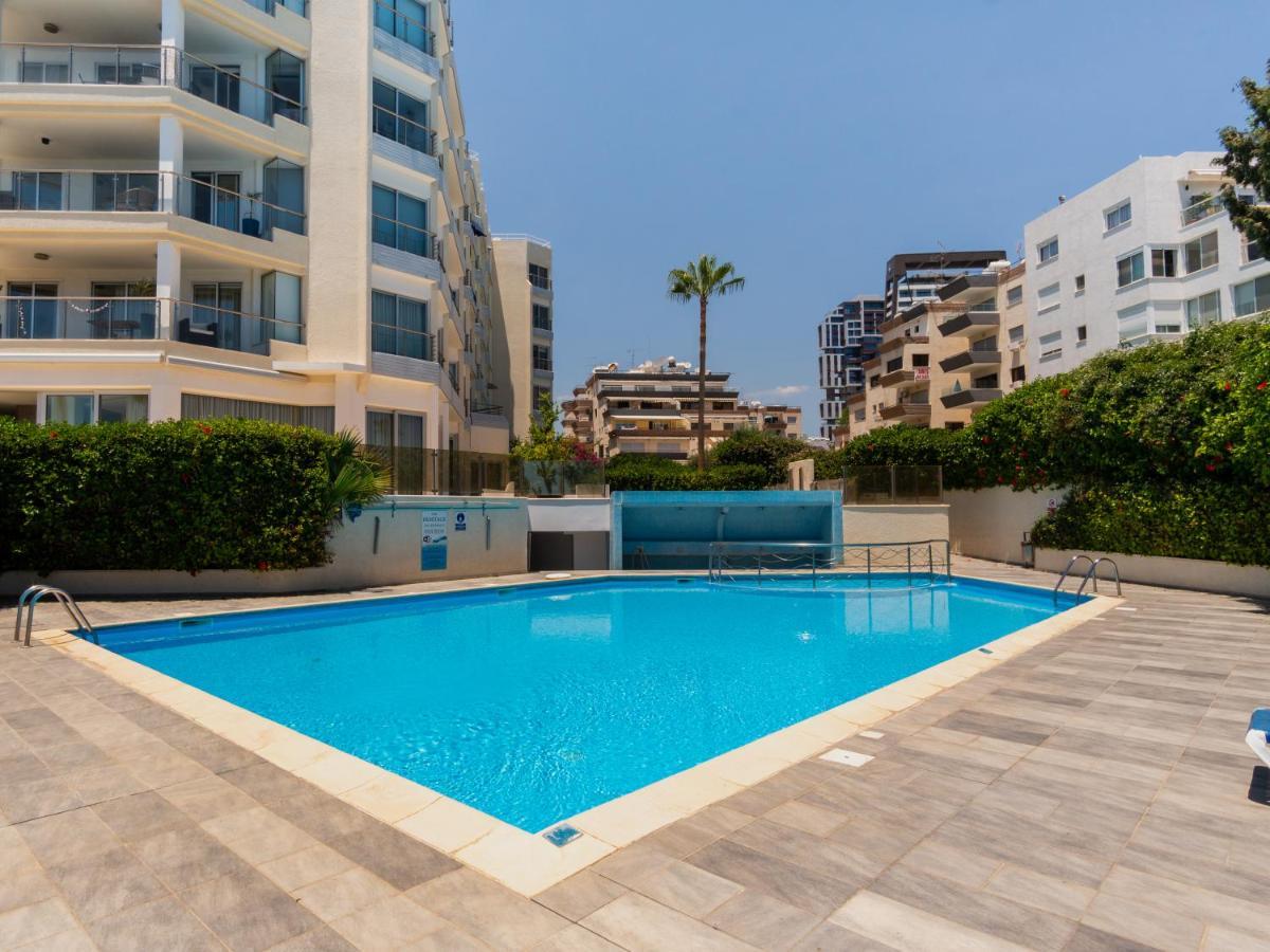 Sanders Ermitage On The Beach - Delightful 1-Bedroom Apartment With Sea View Лімасол Екстер'єр фото